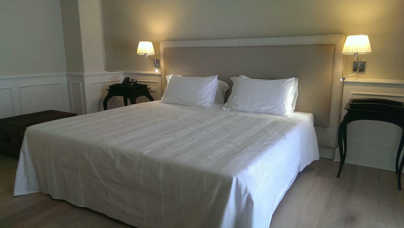 Riviera & Maximilian's Hotel