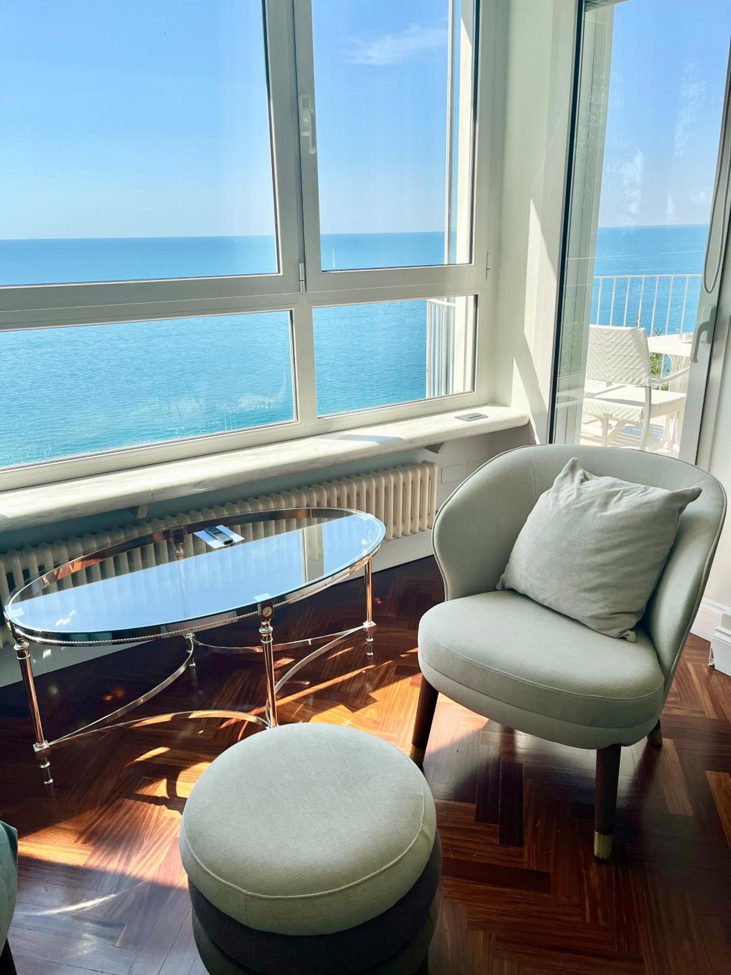 Riviera & Maximilian's Hotel 4*